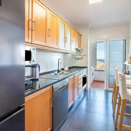 Апартаменты Madeira Sea View